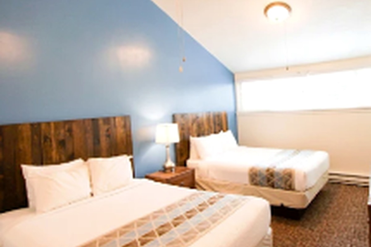 Bedroom detail