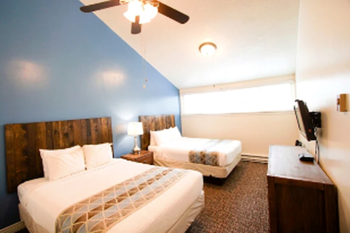 Suite bedroom preview